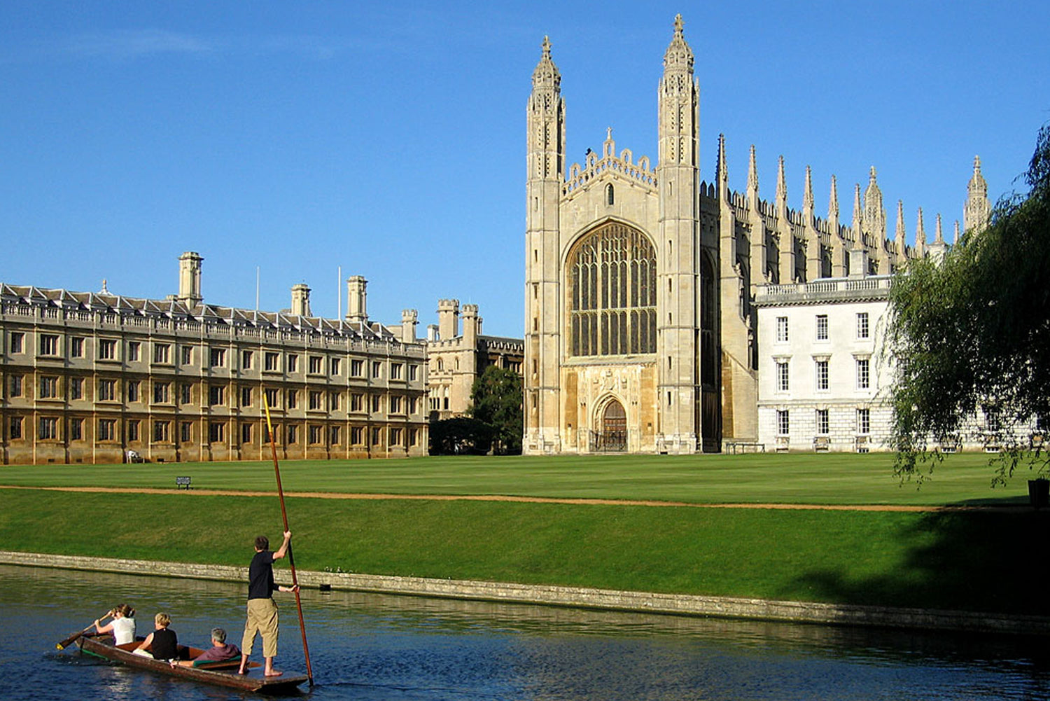 Kings College – A key stop on our Cambridge team-building treasure hunt