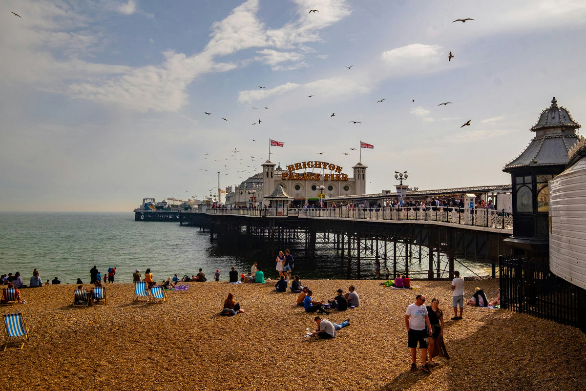 Fun and interactive Brighton treasure hunt for couples, families, and friends.