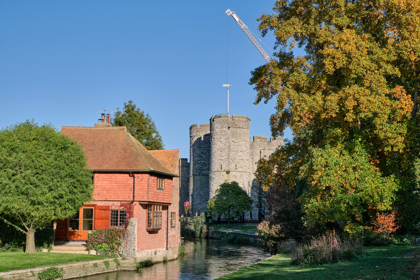 Players will solve clues in front of Canterbury's famous landmarks.