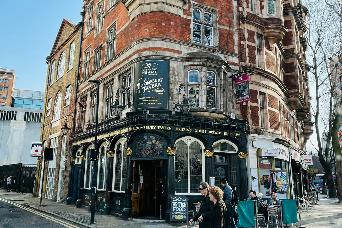 Corporate team-building treasure hunt in London Bloomsbury for work events and away days.