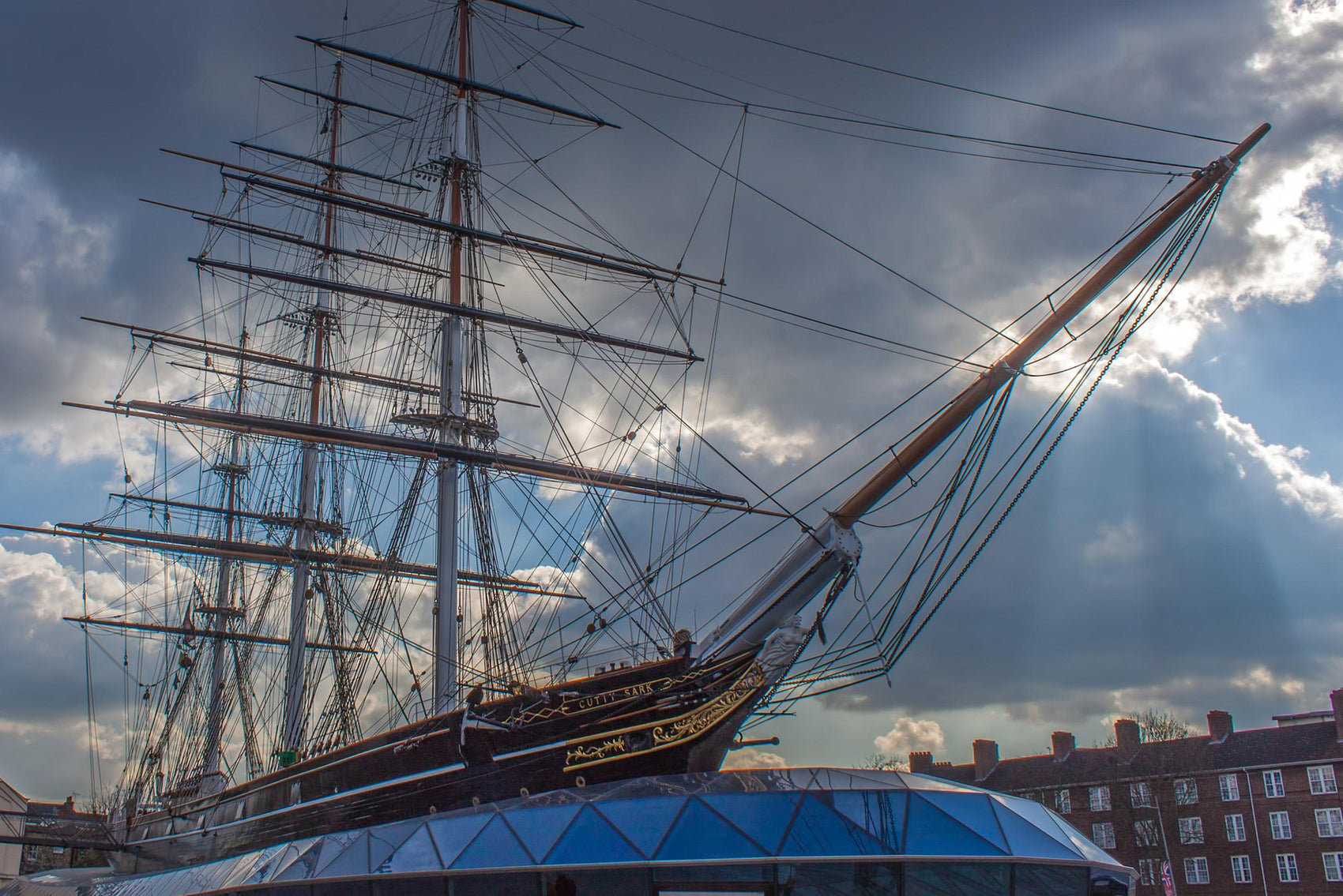 Exciting treasure hunt in London Greenwich for birthdays, stag parties, hen dos, and celebrations.