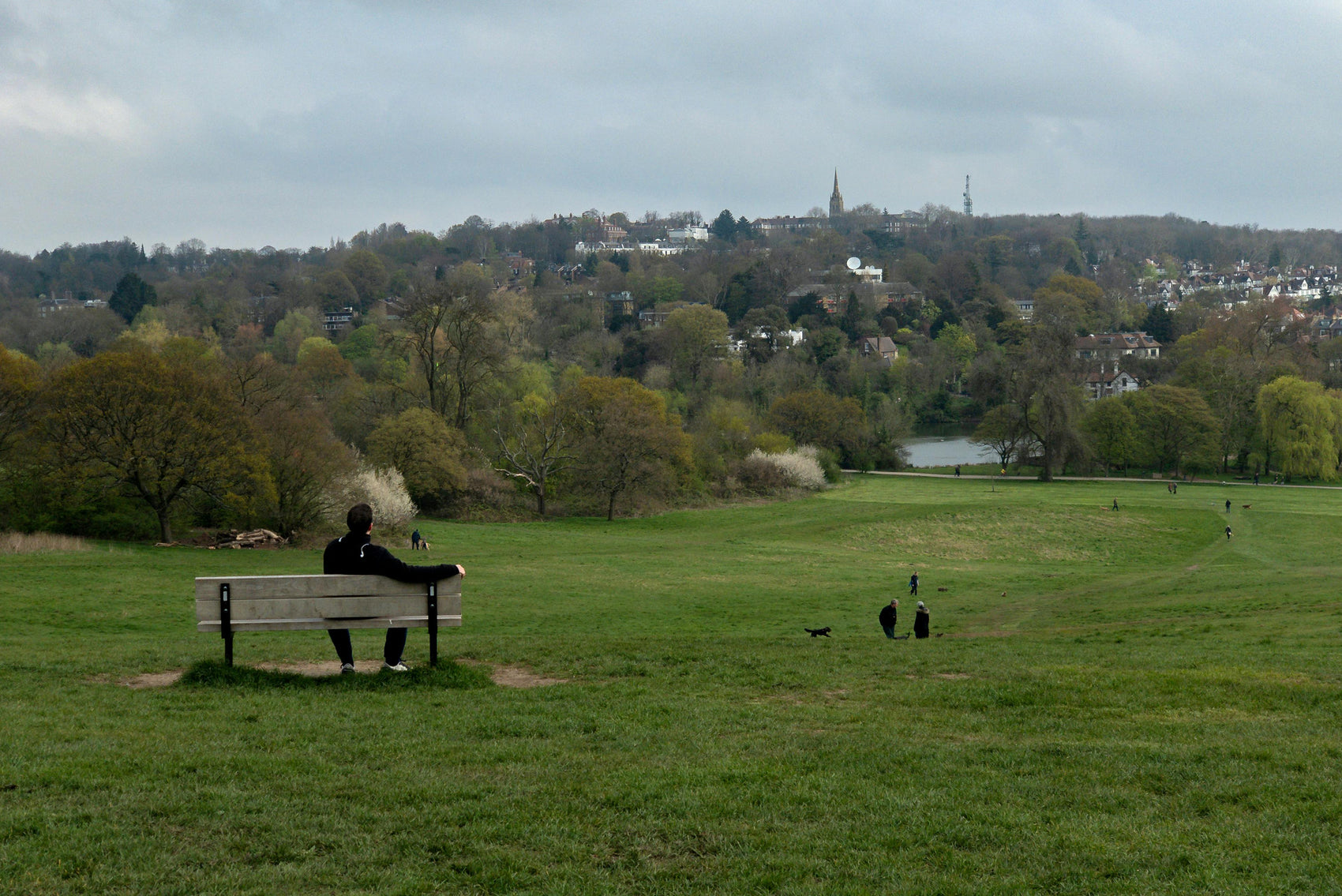 Exciting treasure hunt in London Hampstead Heath for birthdays, stag parties, hen dos, and celebrations.