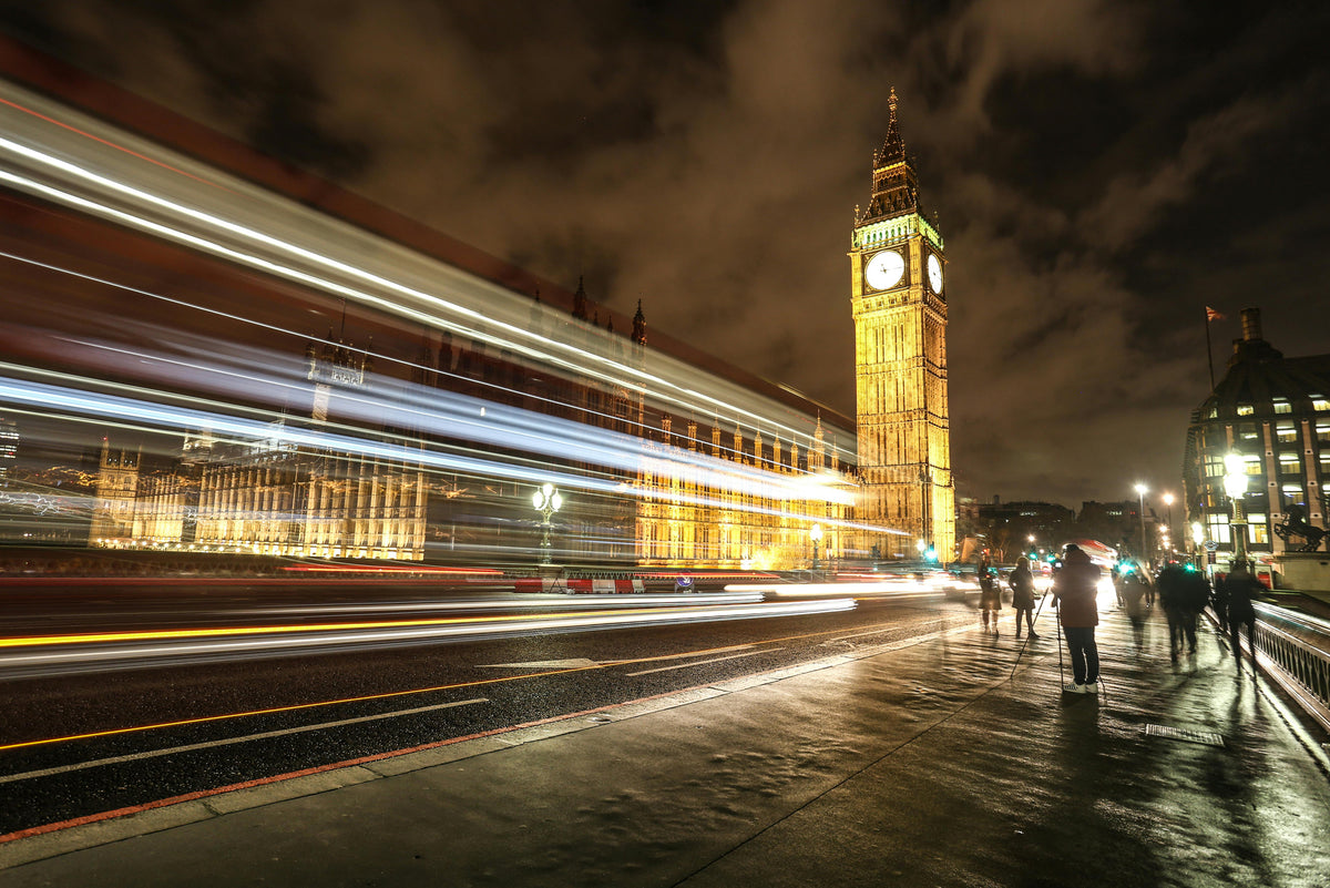 Exciting treasure hunt in London for birthdays, stag parties, hen dos, and celebrations.