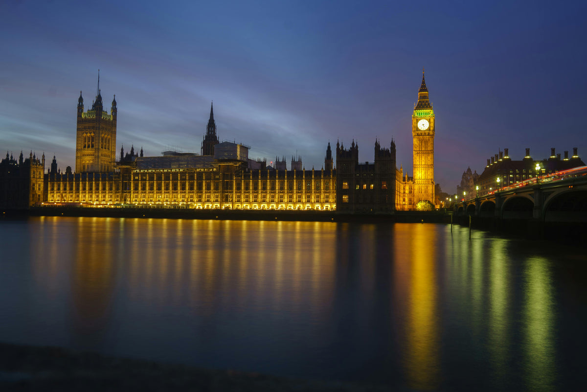 Exciting treasure hunt in London Westminster for birthdays, stag parties, hen dos, and celebrations.