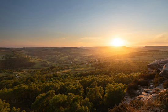 Fun and interactive Peak District treasure hunt for couples, families, and friends.