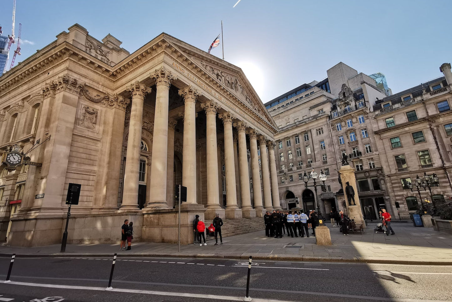 The City of London North Red Route treasure hunt with real treasure – explore the area and solve clues