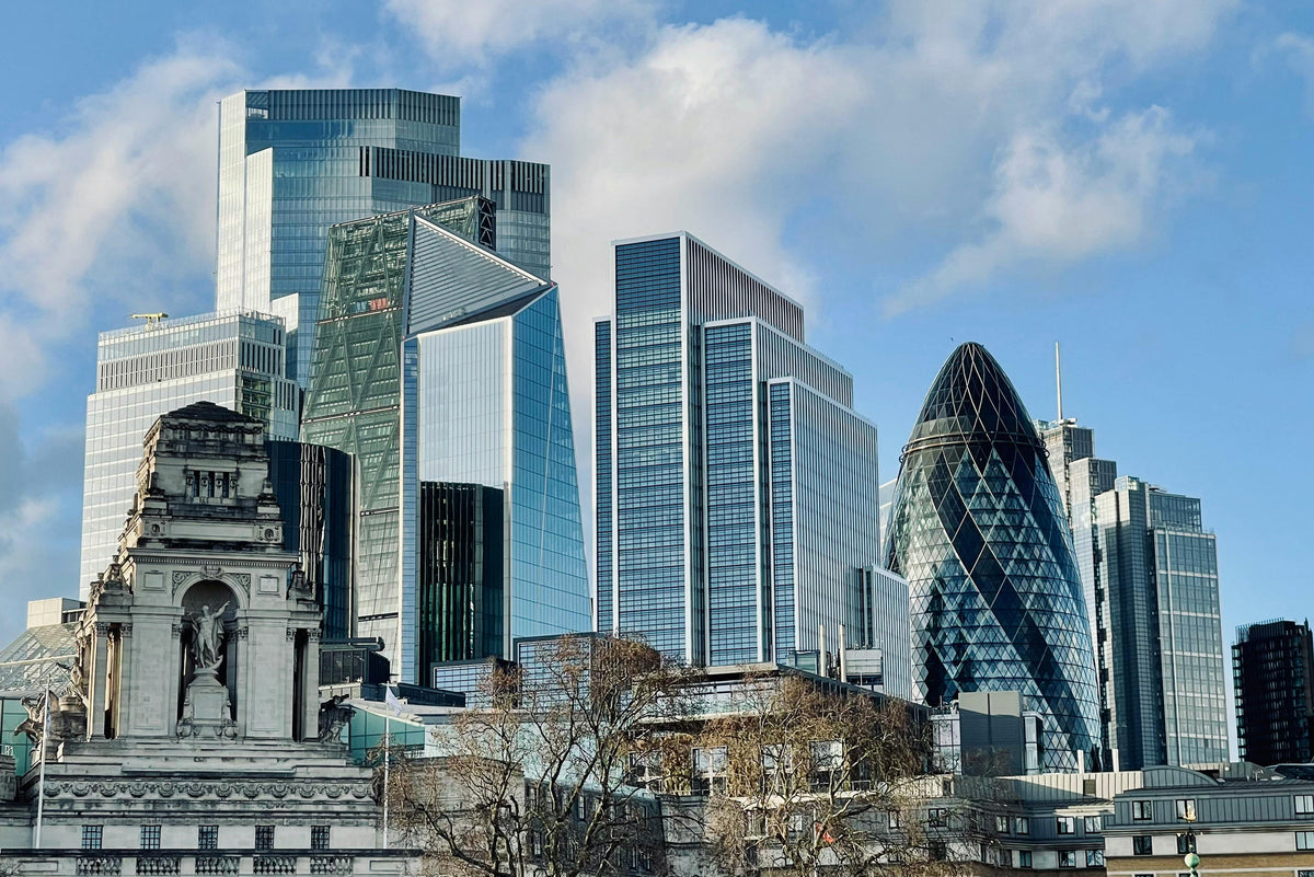 Exciting treasure hunt in The City of London for birthdays, stag parties, hen dos, and celebrations.