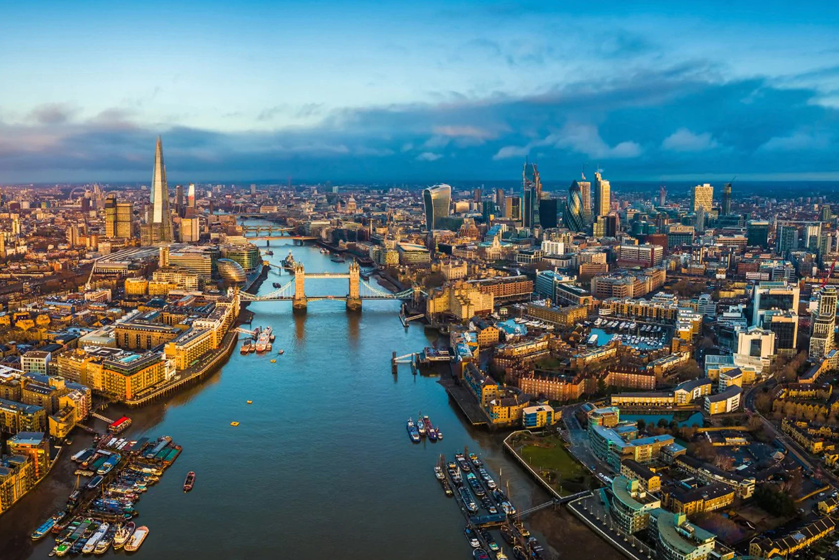 Tower Bridge – A key stop on our London team-building treasure hunt